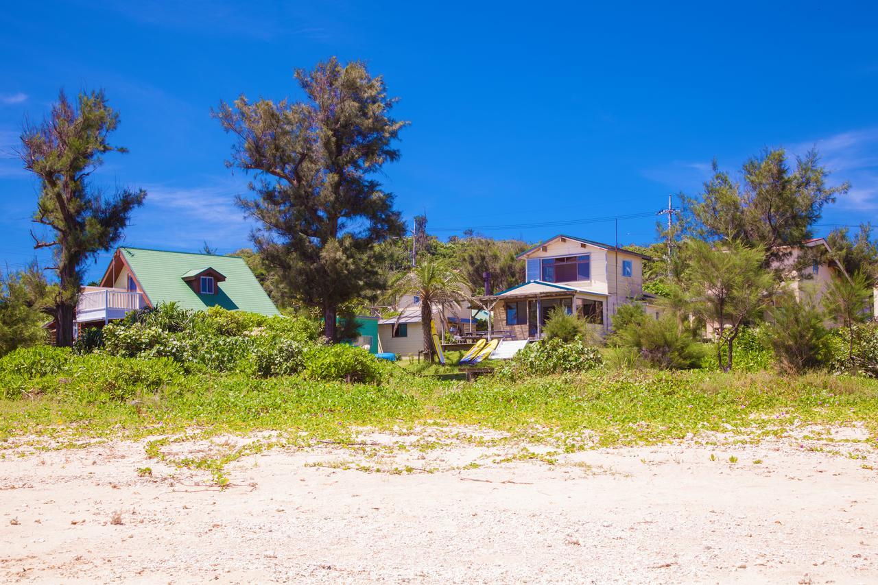 Kariyushi Condominium Resort Motobu The Beach Garden House Exterior photo