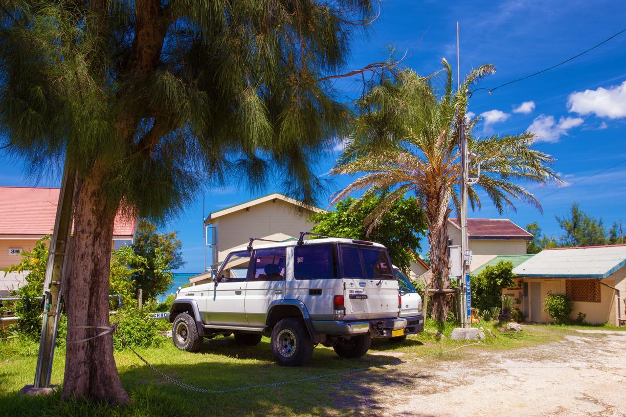 Kariyushi Condominium Resort Motobu The Beach Garden House Exterior photo