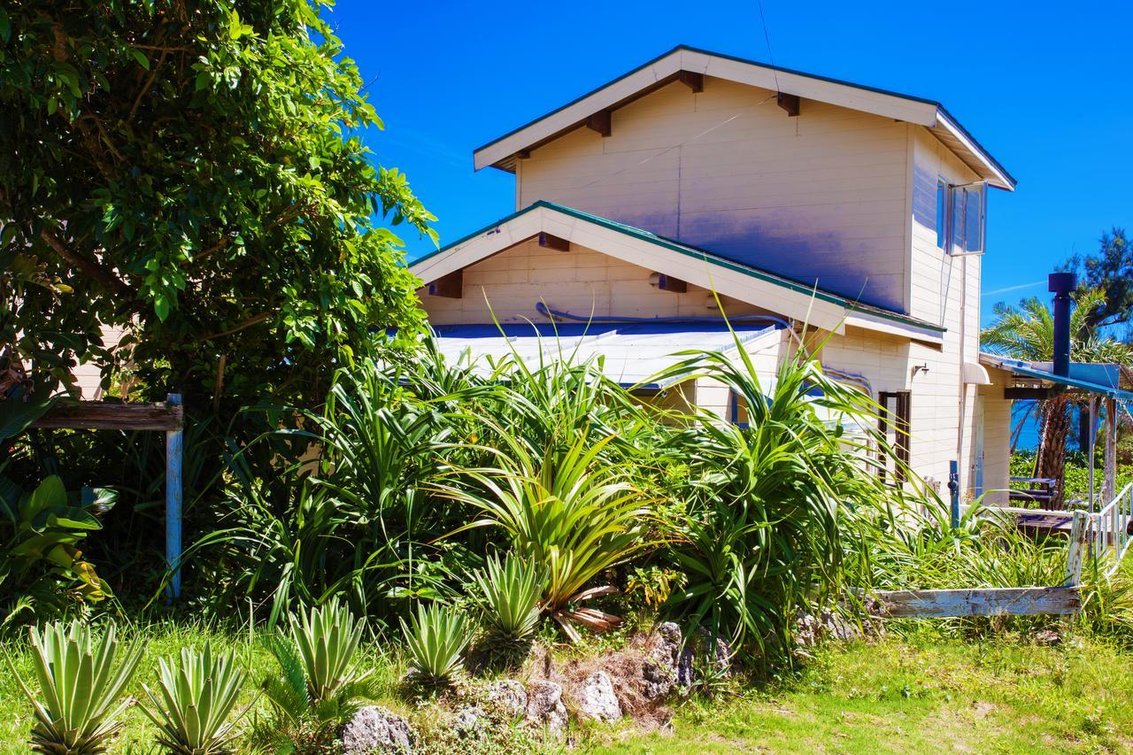 Kariyushi Condominium Resort Motobu The Beach Garden House Exterior photo